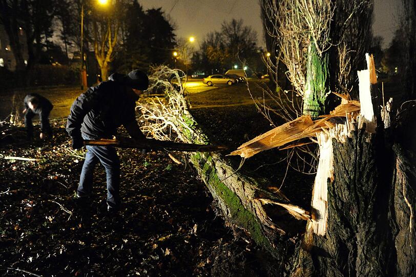 Auch im polnischen Szczecin hat Orkan "Xaver" ein Bild der Zerstörung hinterlassen!