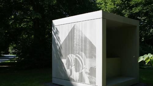 Monumental: Der Fotograf F. C. Gundlach ließ sich dieses Mausoleum bauen.