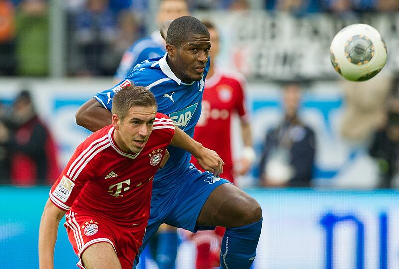 PHILIPP LAHM: NOTE 3
Erstmals wieder zurück auf der Rechtsverteidiger-Position. In Minute 16 ein Offensivausflug, scheiterte aus Kurzdistanz an Casteels. Zog oft nach innen &ndash; Sehnsucht?