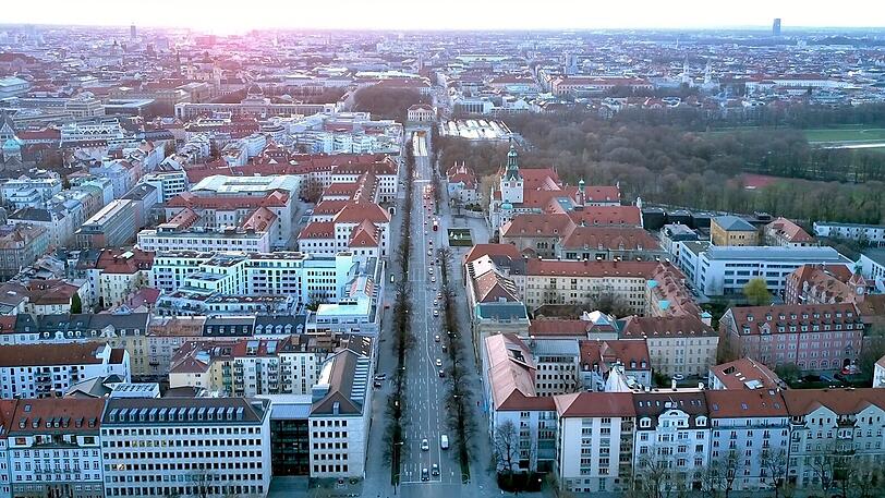 München von oben! Bavaria, Friedensengel, Stadtpanorama - so haben Sie München noch nie gesehen.
