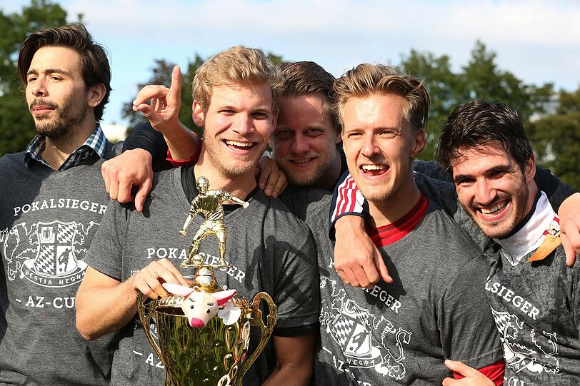 AZ-Cup 2014: Die Bilder vom Freizeitkicker-Finale.