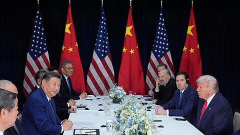 Trump und Xi sind bei ihrem Gipfel in Südkorea aufeinander zugegangen.