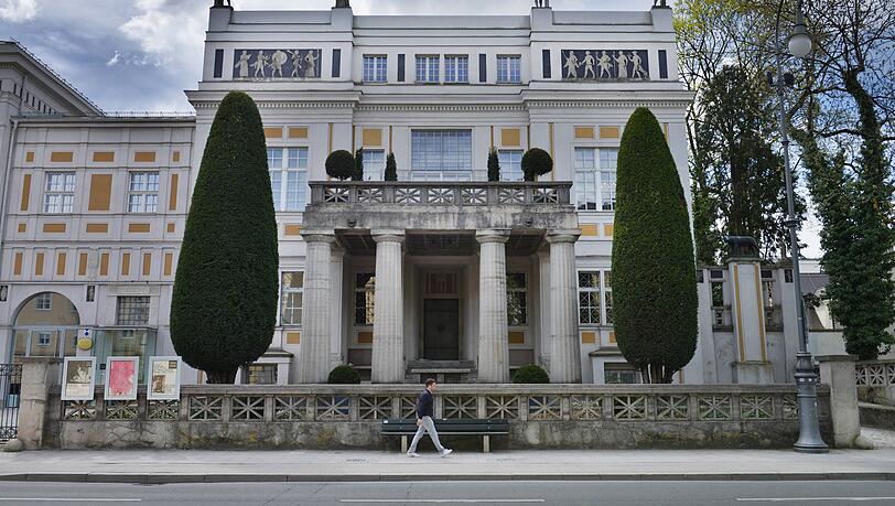 Die pr&auml;chtige Villa Stuck an der Prinzregentenstra&szlig;e 60.
