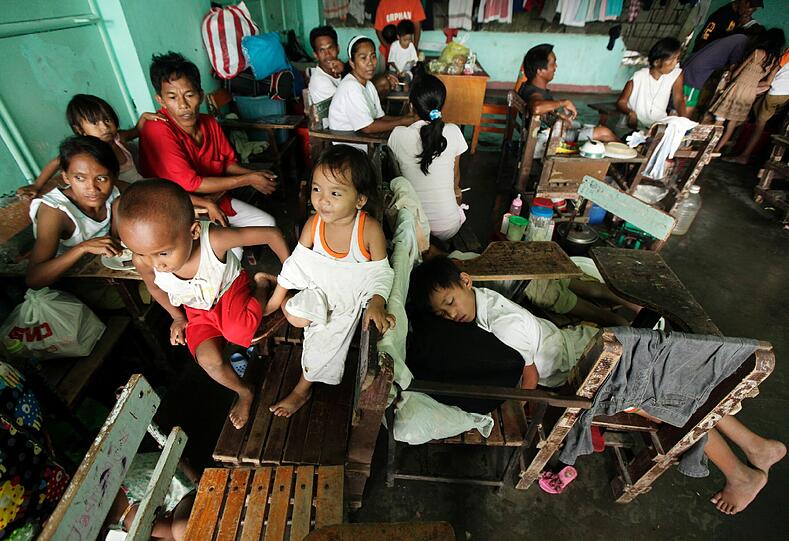 Bilder der Verwüstung: Taifun "Nesat" verwüstet die Philippinen - Die Bilder