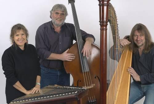 Der Fraunhofer Saitenmusik sei dank, dass die  schwierigen Zeiten für die Volksmusik vorbei sind.