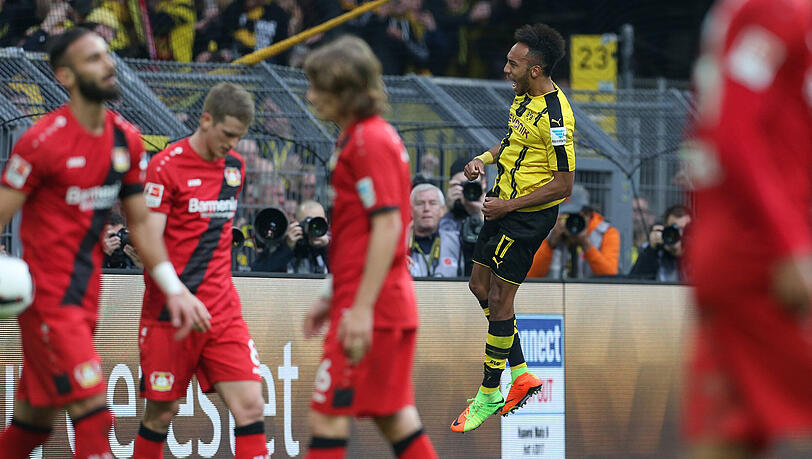 Pierre-Emerick Aubameyang ist jetzt führend in der Bundesliga-Torschützenliste. Pierre-Emerick Aubameyang ist jetzt führend in der Bundesliga-Torschützenliste.