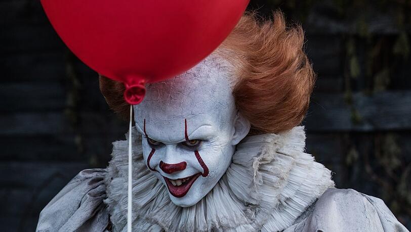 Wird in der Serie einmal mehr Bill Skarsgård zu Pennywise, dem tanzenden Clown?