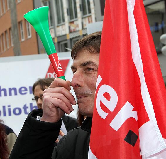 6,5 Prozent mehr Lohn: Die Bilder von der Demo auf dem Marienplatz