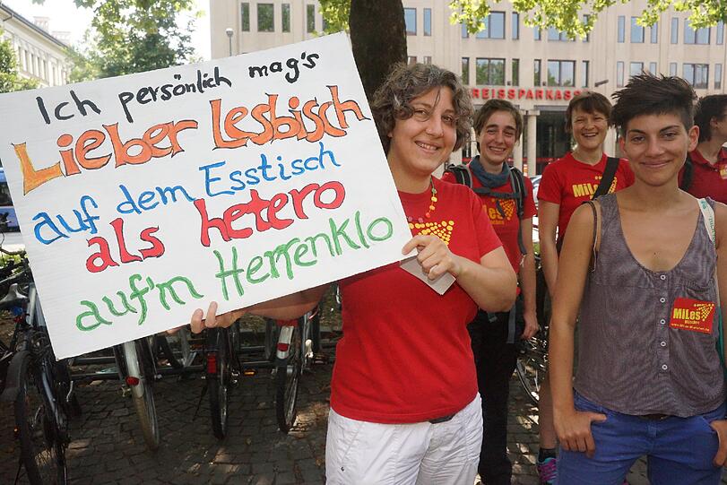 Beim Slutwalk wird in München und vielen anderen Städten gegen sexuelle Unterdrückung demonstriert: Hier die Bilder vom Sendlinger Tor.
