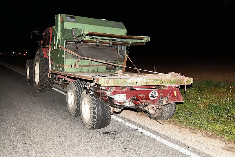 Der 26-Jährige Traktorfahrer wurde leicht verletzt.