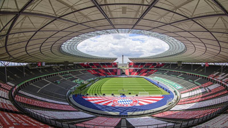 Im Berliner Olympiastadion spielen der FC Bayern München und Bayer Leverkusen um den DFB-Pokal. Im Berliner Olympiastadion spielen der FC Bayern München und Bayer Leverkusen um den DFB-Pokal.