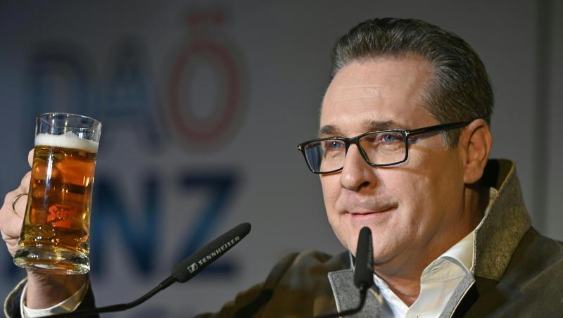 Heinz-Christian Strache, ehemaliger FPÖ-Chef, beim Aschermittwochtreffen der Allianz für Österreich (DAÖ). Heinz-Christian Strache, ehemaliger FPÖ-Chef, beim Aschermittwochtreffen der Allianz für Österreich (DAÖ).