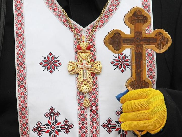 Wegen der Kirchengründung in der Ukraine herrscht seit Monaten ein bitterer Streit zwischen der Russisch-Orthodoxen Kirche und dem Ökumenischen Patriarchen von Konstantinopel.
