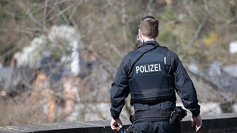 Wochenlang hatten zahlreiche Einsatzkräfte in Weilburg und Umgebung nach dem vermissten sechsjährigen Jungen gesucht. (Archivbild)