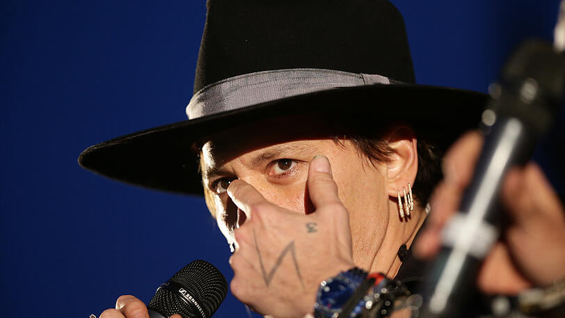 "Es wird furchtbar werden" - Schauspieler Johnny Depp wähend der Vorführung des Films "The Libertine" auf dem Glastonbury Festival.