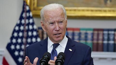 Joe Biden, Präsident der USA, spricht im Roosevelt Room des Weißen Hauses über den Fortschritt der Evakuierungen aus Afghanistan.