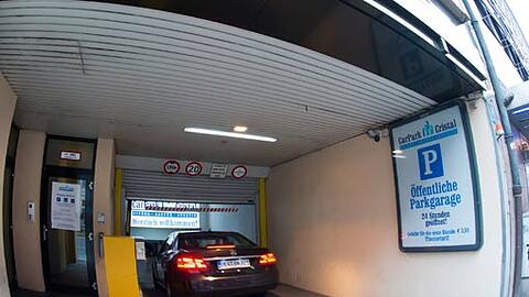 Das ist laut ADAC Deutschlands schlechtestes Parkhaus. Klicken Sie sich durch die Bilderstrecke.