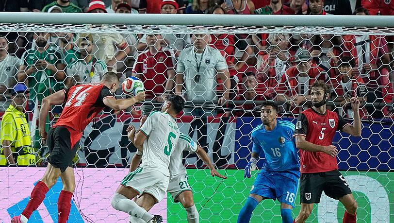 Der kurz zuvor eingewechselte Sasa Kalajdzic traf in der sechsten Minute der Nachspielzeit.