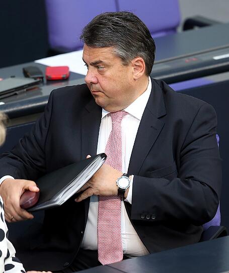 Wirtschaftsminister Sigmar Gabriel (SPD) kommt auf 53 Prozent Zustimmung.