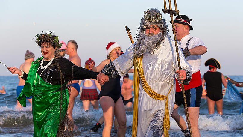 Neujahrsschwimmer in Danzig (Polen).