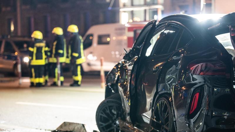 Bei einer tödlichen Kollision in Frankfurt hat ein SUV mehrere Menschen erfasst.