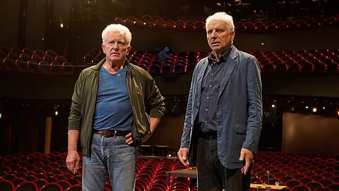 "Tatort: Das Verlangen": Kriminalhauptkommissar Ivo Batic (Miroslav Nemec) und Kriminalhauptkommissar Leitmayr (Udo Wachtveitl) fragen sich, wer die dunkle Gestalt ist.