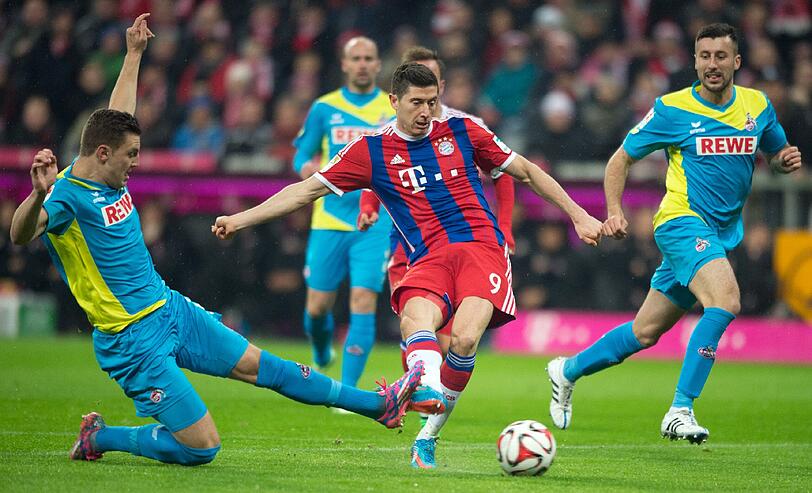 ROBERT LEWANDOWSKI Note 3: Diesmal als echter Mittelstürmer zwar gut ins Spiel eingebunden, aber schwach im Abschluss. In Halbzeit eins zwei Mal allein vor dem Tor. In der 75. dann doch noch sein Tor nach einem Bilderbuch-Konter.