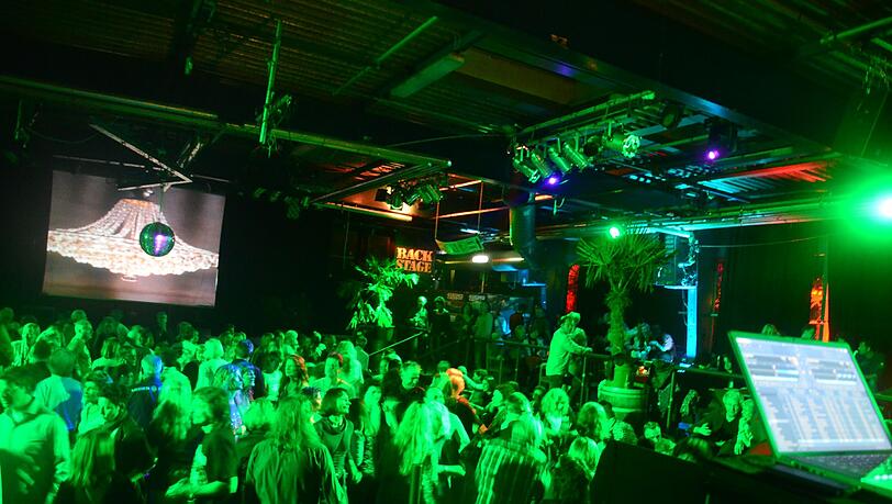Ü40-Party im Backstage. Diesmal wird beim Stachus gefeiert. Ü40-Party im Backstage. Diesmal wird beim Stachus gefeiert.