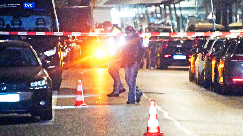 Am Dienstagabend kam es in der Hochstraße in der Au nach einem Raubüberfall zu einem Polizeieinsatz.