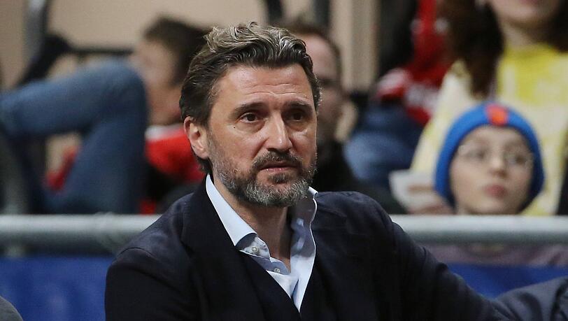 Erster Titel und gute Laune futsch: : FCBB-Geschäftsführer Marko Pesic. Erster Titel und gute Laune futsch: : FCBB-Geschäftsführer Marko Pesic.