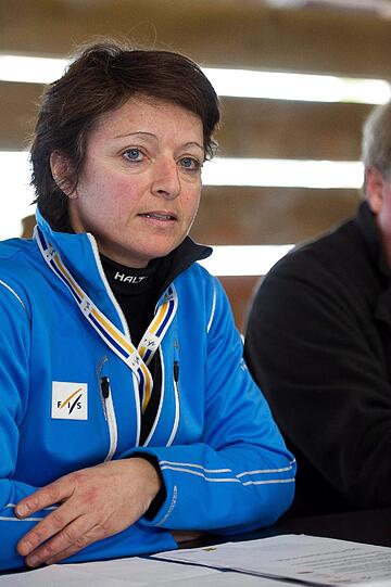 Sarah Lewis, Verantwortliche des FIS