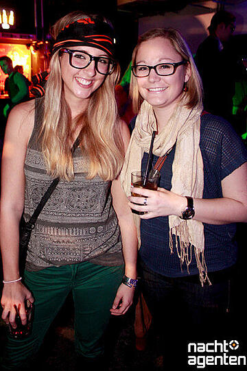 Beim Semesteropening in der Oly-Disco trafen sich die Studenten, um den Semesterbeginn gebührend zu begießen. Mehr Bilder unter: href="http://www.nachtagenten.de/gallery/semester-opening.921321.html