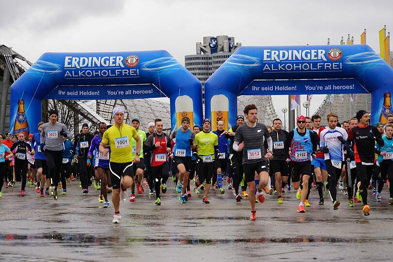 Noch einmal einen Winterlauf mit rund 1000 Teilnehmern gab es am Samstag im Olympiapark. Hier die besten Bilder.