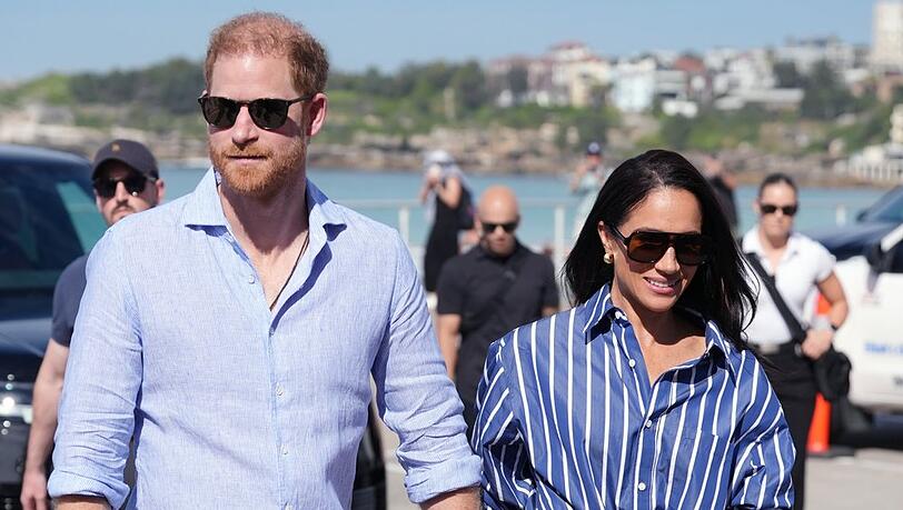 Werden Prinz Harry und Meghan erstmals seit vier Jahren mit ihren Kindern nach Gro&szlig;britannien reisen oder nicht?