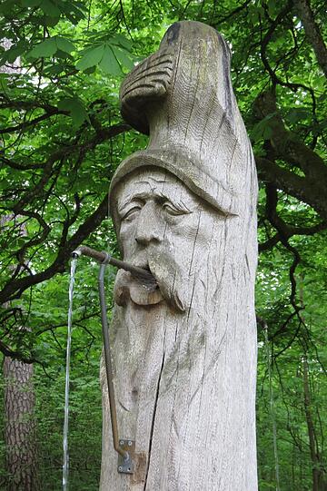 Ein Charakter-Brunnen in Perlach.