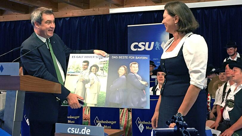 Markus Söder und Ilse Aigner nehmen am Bezirksparteitag der oberbayerischen CSU teil.