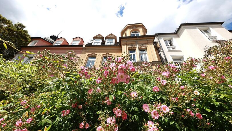Wie ein Schlosspark Diese Straße mit ihren ist ein