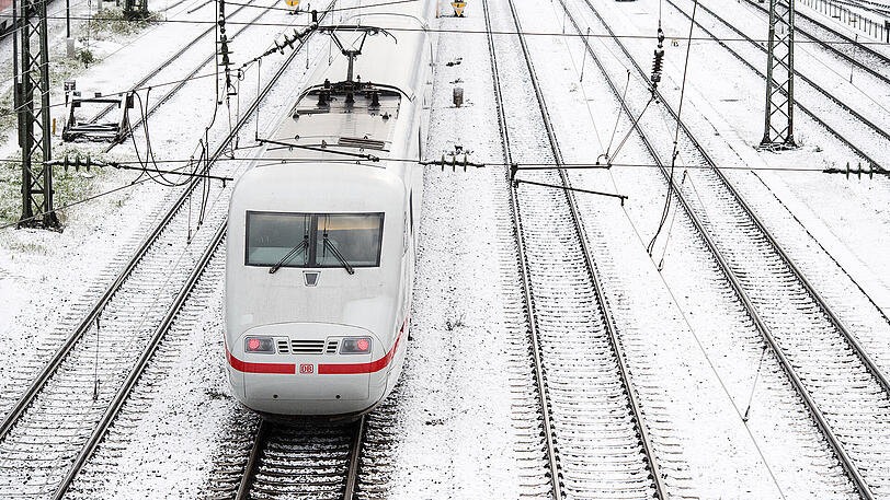 Der Schnee sorgte für einige Turbulenzen auf den Straßen.