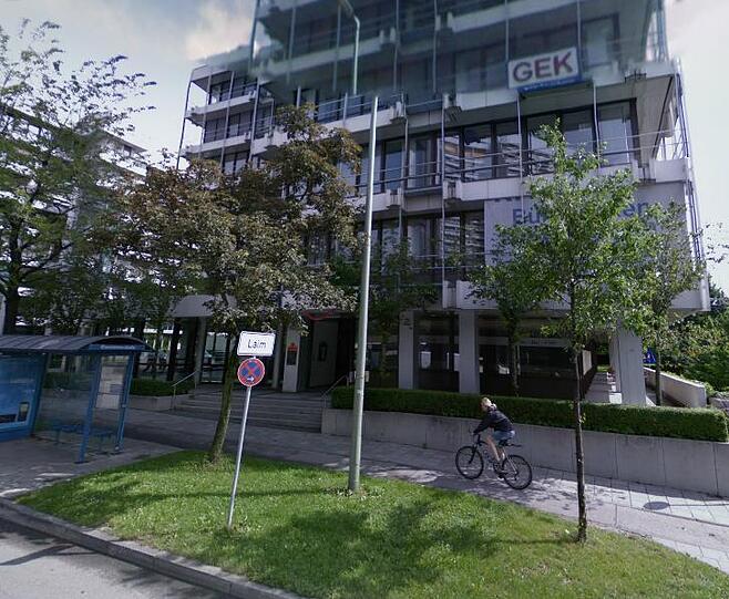 Die Elsenheimerstraße 61.