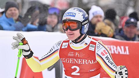 Thomas Dreßen aus Deutschland reagiert nach einer Abfahrt.