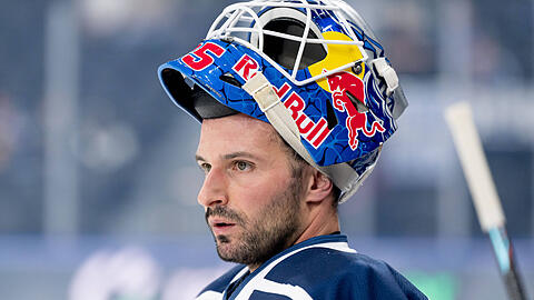 EHC-Torh&uuml;ter Mathias Niederberger frustriert Der Nationalkeeper f&auml;llt wegen erneuter Adduktorenprobleme voraussichtlich bis zum Jahresende aus.