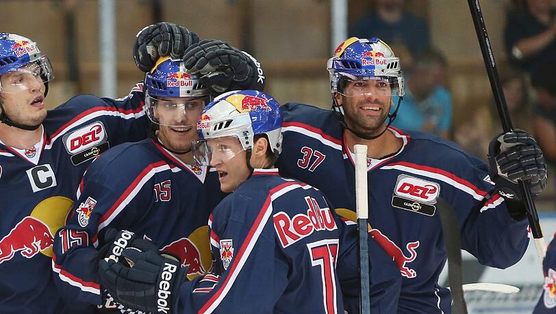 Erster Test, erster Sieg: Der EHC Red Bull München hat allen Grund zum Jubeln. Erster Test, erster Sieg: Der EHC Red Bull München hat allen Grund zum Jubeln.