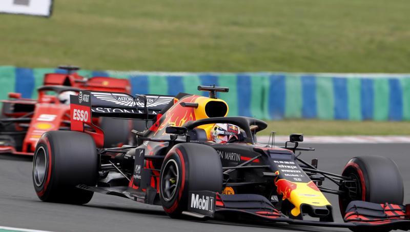 Max Verstappen hat sich zum ersten Mal in seiner Formel-1-Karriere die Pole Position gesichert. Max Verstappen hat sich zum ersten Mal in seiner Formel-1-Karriere die Pole Position gesichert.
