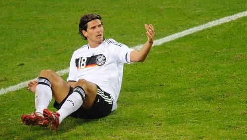 Pure Verzweiflung: Mario Gomez. Pure Verzweiflung: Mario Gomez.