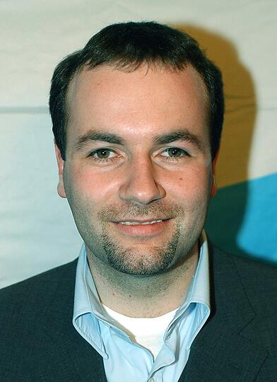 Ist sicher dabei: Der niederbayerische CSU-Chef Manfred Weber (41), der Chancen hat, im neuen EU-Parlament Fraktionschef der Konservativen zu werden.