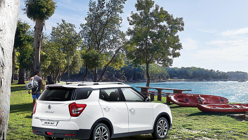 Der XLV ist die Langversion des SsangYong Tivoli. Den kompakten Softroader haben die Koreaner dazu um 24 Zentimeter auf 4,44 Meter gestreckt. Der XLV ist die Langversion des SsangYong Tivoli. Den kompakten Softroader haben die Koreaner dazu um 24 Zentimeter auf 4,44 Meter gestreckt.