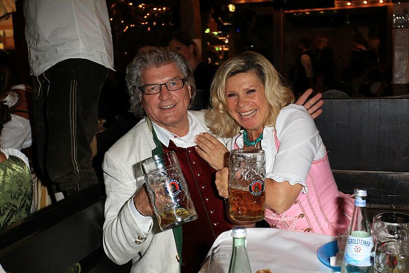 ...Marianne und Michael Hartl,...