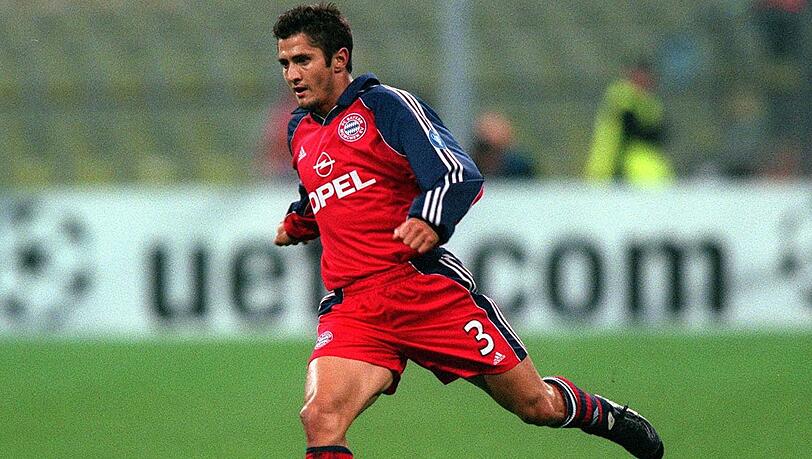 BIXENTE LIZARAZU: Außenverteidiger - Umgerechneter Marktwert: 25 Millionen Euro - Beim FC Bayern aktiv: 1997 bis 2004 und 2005 bis 2006 - Bewertete Saison: 2000/01 BIXENTE LIZARAZU: Außenverteidiger - Umgerechneter Marktwert: 25 Millionen Euro - Beim FC Bayern aktiv: 1997 bis 2004 und 2005 bis 2006 - Bewertete Saison: 2000/01