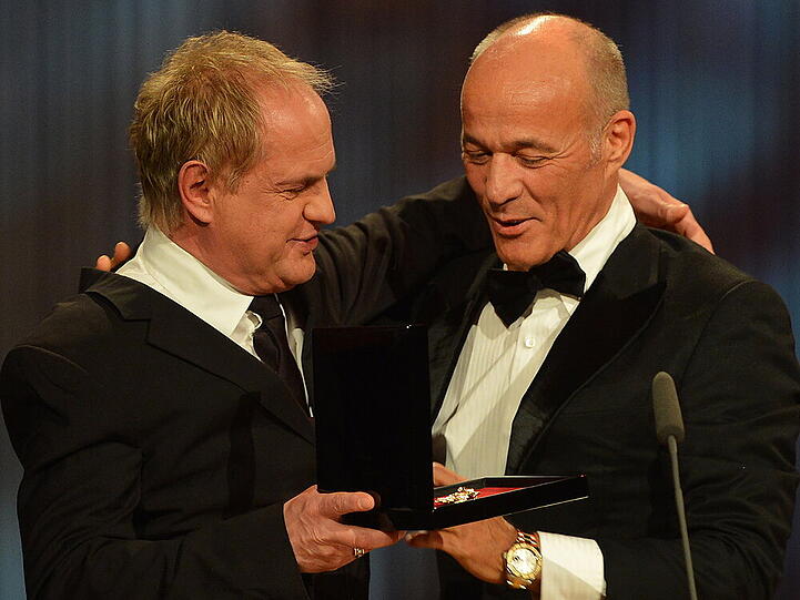 Enge Freunde: Uwe Ochsenknecht und Heiner Lauterbach beim Semperopernball 2013