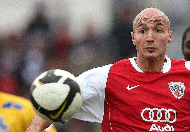 Ein Bild aus dem März 2009: Necat Aygün spielte damals für den FC Ingolstadt, heute tritt er für die Löwen an